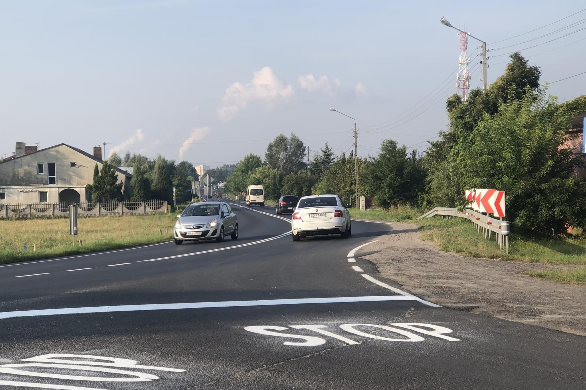 Ilustracja do informacji: Mamy to! 5074 głosy na projekt budowy chodnika w Dobrzelowie. Inwestycja powstanie w ramach BO Województwa Łódzkiego