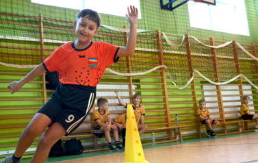Międzyszkolny turniej gier i zabaw w Dobrzelowie 30