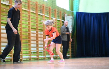 Międzyszkolny turniej gier i zabaw w Dobrzelowie 37