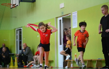 Międzyszkolny turniej gier i zabaw w Dobrzelowie 40