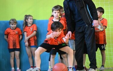 Międzyszkolny turniej gier i zabaw w Dobrzelowie 74