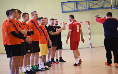 OSP Niedyszyna z Mistrzostwem Gminy Bełchat&oacute;w w halowej piłce nożnej 31