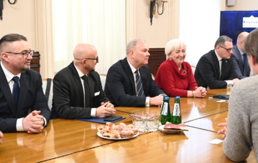 O inwestycji w strefie przemysłowej w Domiechowicach na spotkaniach w Ł&oacute;dzkim Urzędzie Wojew&oacute;dzkim i w Urzędzie Marszałkowskim w Łodzi 21