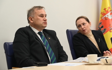 O inwestycji w strefie przemysłowej w Domiechowicach na spotkaniach w Ł&oacute;dzkim Urzędzie Wojew&oacute;dzkim i w Urzędzie Marszałkowskim w Łodzi 25