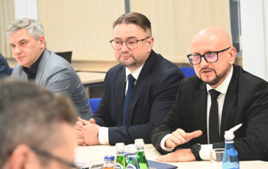 O inwestycji w strefie przemysłowej w Domiechowicach na spotkaniach w Ł&oacute;dzkim Urzędzie Wojew&oacute;dzkim i w Urzędzie Marszałkowskim w Łodzi 52