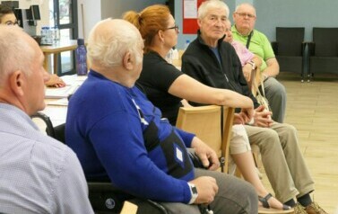 Opaski bezpieczeństwa trafiły do senior&oacute;w z terenu Gminy Bełchat&oacute;w 9