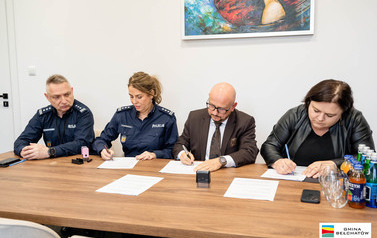Podpisanie um&oacute;w w ramach tzw. funduszu solidarnościowego na 2026 rok 8