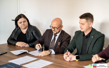 Podpisanie um&oacute;w w ramach tzw. funduszu solidarnościowego na 2026 rok 15
