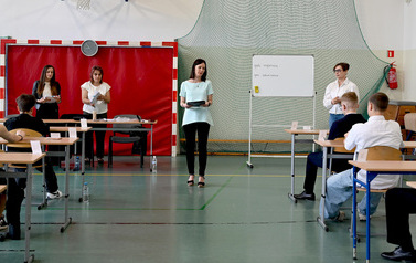 Egzamin &oacute;smoklasist&oacute;w w szkołach prowadzonych przez Gminę Bełchat&oacute;w 29
