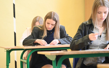 Egzamin &oacute;smoklasist&oacute;w w szkołach prowadzonych przez Gminę Bełchat&oacute;w 134