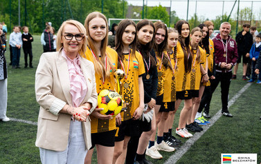Dobiecin_pilka_nozna_dziewczyn-8559