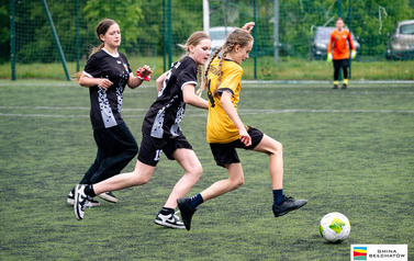 Dobiecin_pilka_nozna_dziewczyn-8539
