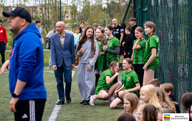 Dobiecin_pilka_nozna_dziewczyn-8454
