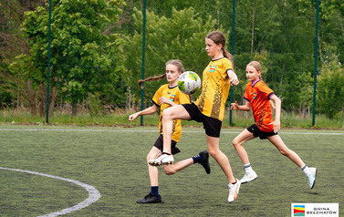 Dobiecin_pilka_nozna_dziewczyn-8413