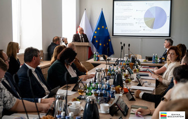 Obrady XXX Sesji Rady Gminy Bełchat&oacute;w - W&oacute;jt Gminy Bełchat&oacute;w z absolutorium i wotum zaufania 16