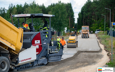 Budowa drogi betonowej w Kałdunach na ostatniej prostej 3