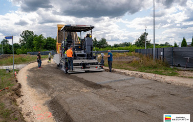Budowa drogi betonowej w Kałdunach na ostatniej prostej 6