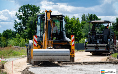Budowa drogi betonowej w Kałdunach na ostatniej prostej 19