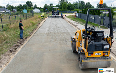 Budowa drogi betonowej w Kałdunach na ostatniej prostej 22