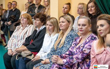 Ślubowanie pierwszoklasist&oacute;w w ZSP w Kurnosie Drugim 9
