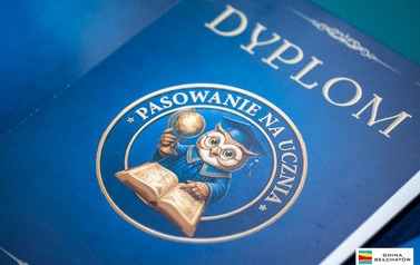 Ślubowanie pierwszoklasist&oacute;w w ZSP w Kurnosie Drugim 80