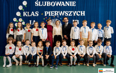 Ślubowanie pierwszoklasist&oacute;w w ZSP w Domiechowicach 2