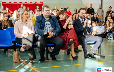 Ślubowanie pierwszoklasist&oacute;w w ZSP w Domiechowicach 87