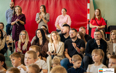 Ślubowanie pierwszoklasist&oacute;w w ZSP w Domiechowicach 102