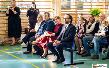 Ślubowanie pierwszoklasist&oacute;w w ZSP w Domiechowicach 107