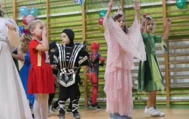 Bal karnawałowy w ZSP w Dobrzelowie 12