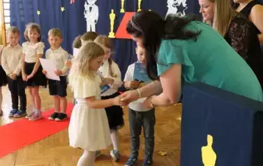 Zakończenie roku szkolnego w przedszkolu w Janowie 15