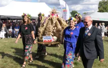 Dożynki Gminne w Oleśniku - Porębach 214