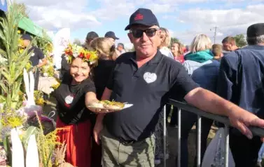 Dożynki Gminne w Oleśniku - Porębach 437