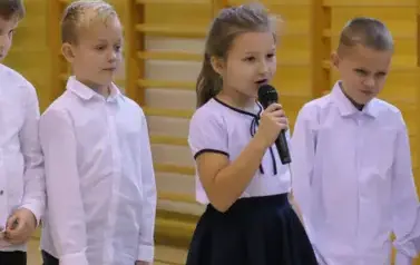 Ślubowanie pierwszak&oacute;w w Zespole Szkolno - Przedszkolnym w Łękawie 26