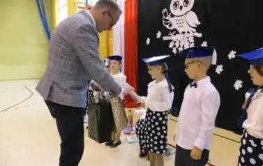 Ślubowanie pierwszak&oacute;w w Zespole Szkolno - Przedszkolnym w Łękawie 32
