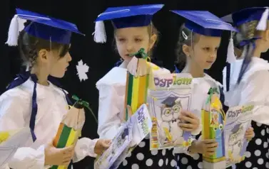 Ślubowanie pierwszak&oacute;w w Zespole Szkolno - Przedszkolnym w Łękawie 40