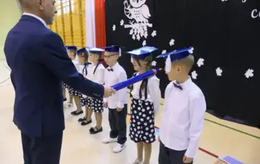Ślubowanie pierwszak&oacute;w w Zespole Szkolno - Przedszkolnym w Łękawie 45