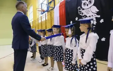 Ślubowanie pierwszak&oacute;w w Zespole Szkolno - Przedszkolnym w Łękawie 47