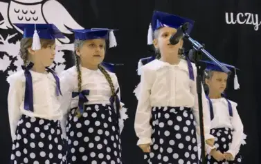 Ślubowanie pierwszak&oacute;w w Zespole Szkolno - Przedszkolnym w Łękawie 69