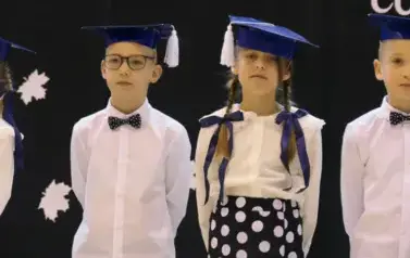 Ślubowanie pierwszak&oacute;w w Zespole Szkolno - Przedszkolnym w Łękawie 86