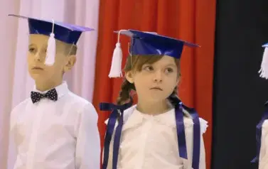 Ślubowanie pierwszak&oacute;w w Zespole Szkolno - Przedszkolnym w Łękawie 99