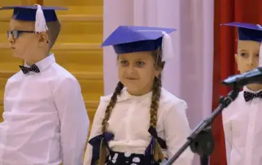 Ślubowanie pierwszak&oacute;w w Zespole Szkolno - Przedszkolnym w Łękawie 101