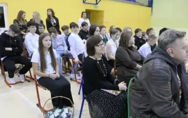 Ślubowanie pierwszak&oacute;w w Zespole Szkolno - Przedszkolnym w Łękawie 104