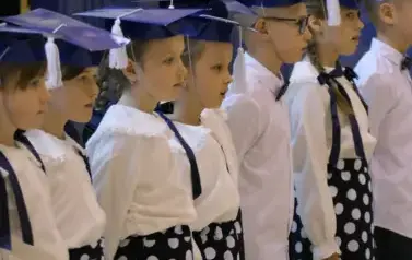 Ślubowanie pierwszak&oacute;w w Zespole Szkolno - Przedszkolnym w Łękawie 115