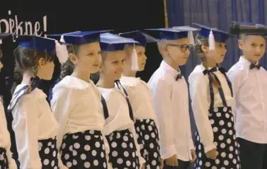 Ślubowanie pierwszak&oacute;w w Zespole Szkolno - Przedszkolnym w Łękawie 119