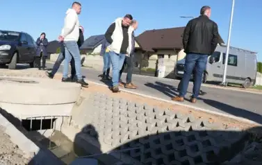 Przebudowa drogi w Postękalicach zakończona 9