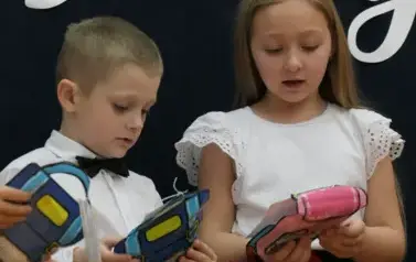 Ślubowanie pierwszak&oacute;w w Szkole Podstawowej w Dobiecinie 7