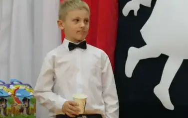 Ślubowanie pierwszak&oacute;w w Szkole Podstawowej w Dobiecinie 94