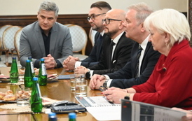 O inwestycji w strefie przemysłowej w Domiechowicach na spotkaniach w Ł&oacute;dzkim Urzędzie Wojew&oacute;dzkim i w Urzędzie Marszałkowskim w Łodzi 8