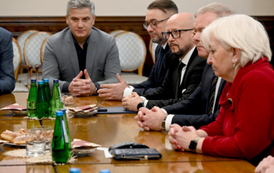 O inwestycji w strefie przemysłowej w Domiechowicach na spotkaniach w Ł&oacute;dzkim Urzędzie Wojew&oacute;dzkim i w Urzędzie Marszałkowskim w Łodzi 13